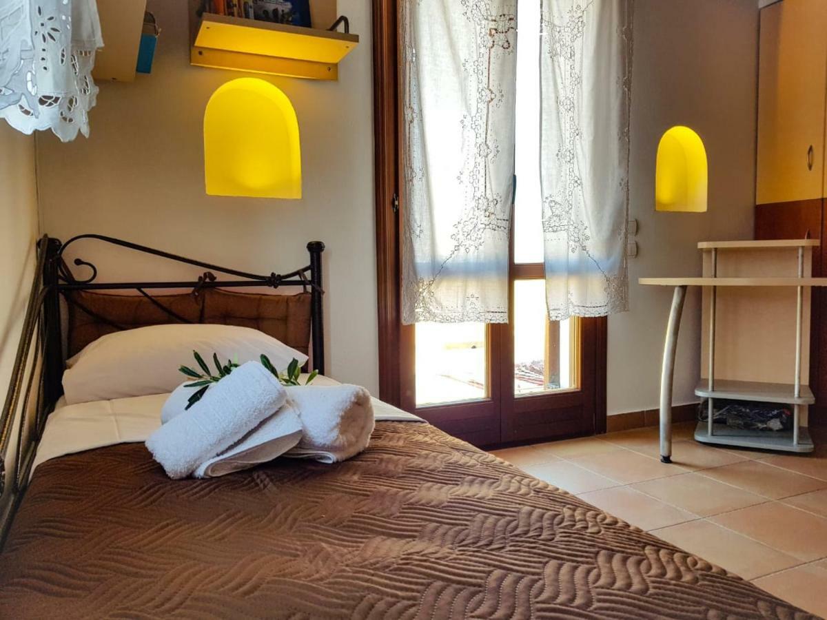 Sunshine House For 9, Cozy Set Up,Verandas, Sea View. Картерадос Екстериор снимка